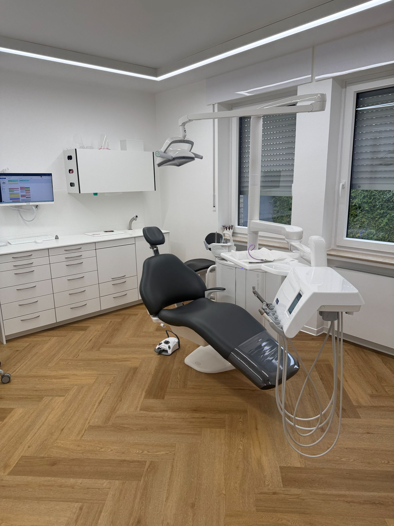 Modernes Behandlungszimmer