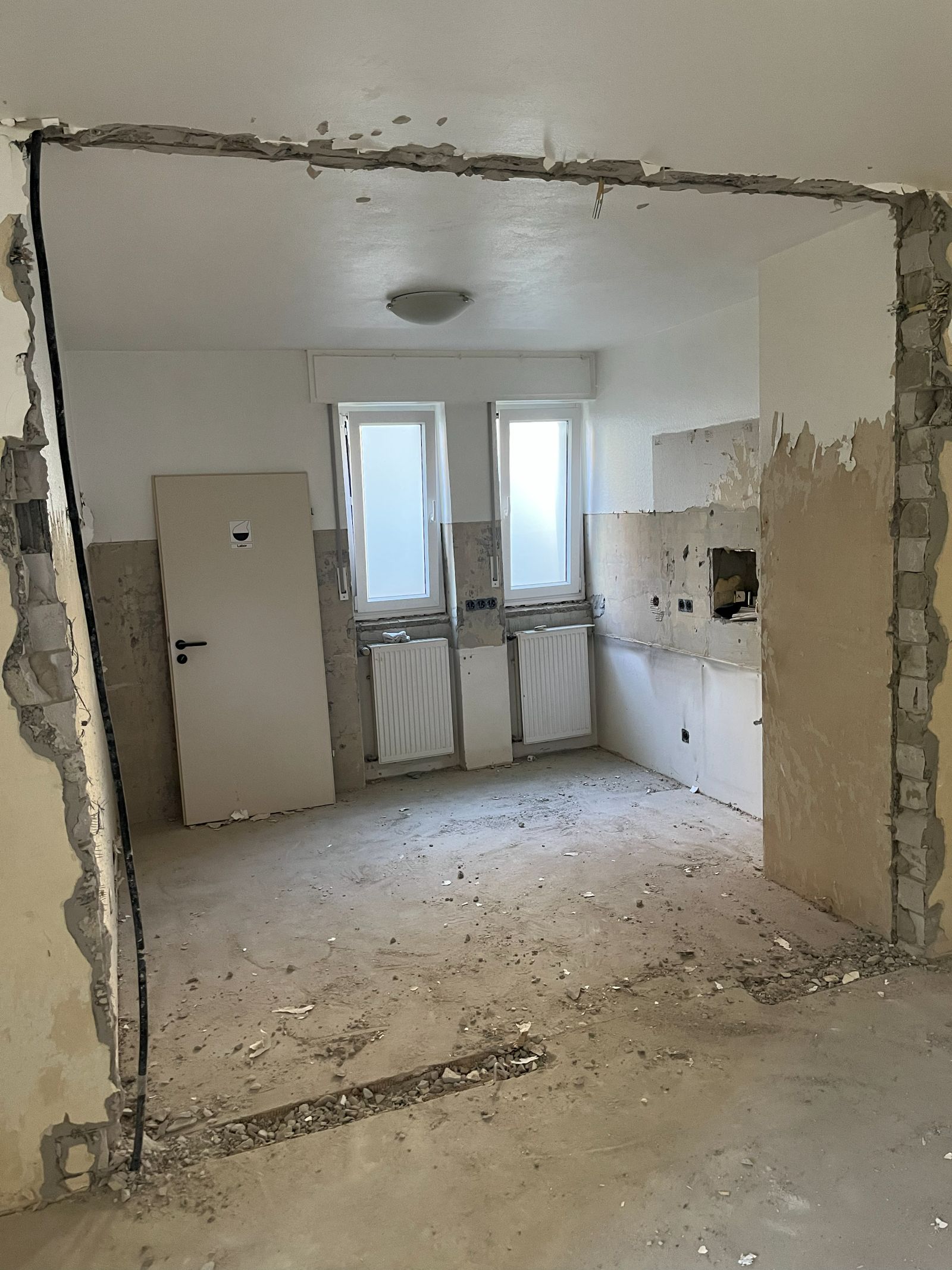 Wanddurchbruch für den neuen Grundriss